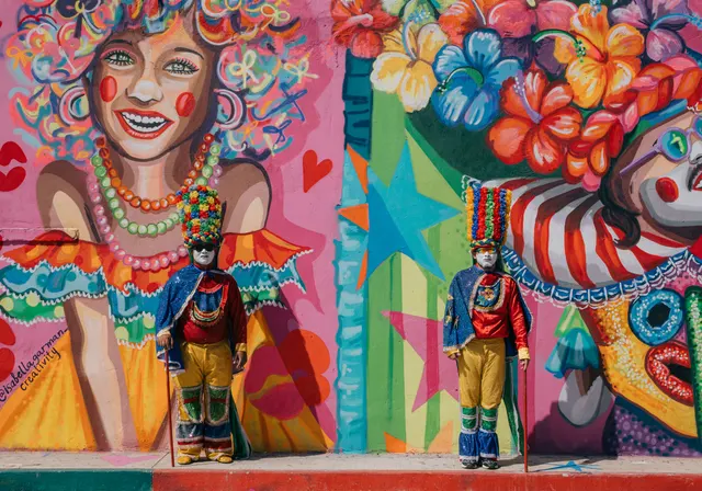 Colores y piezas de Carnaval; imagen de contexto