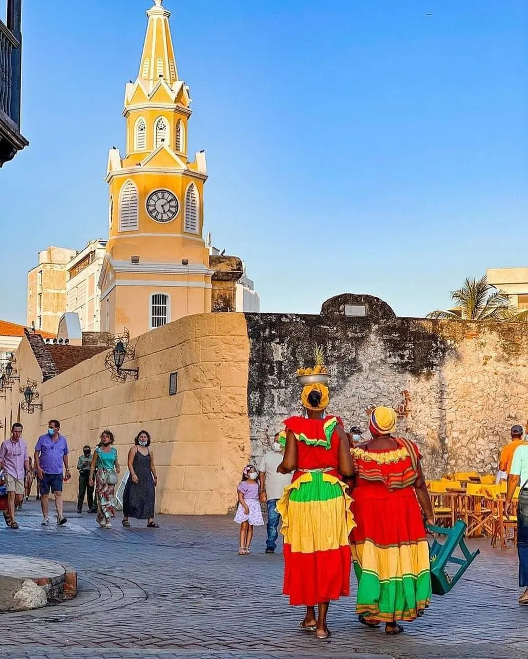 Cartagena’s Clock Tower and traditional performers
