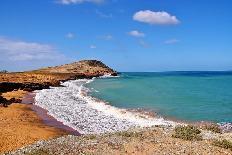 Costa y paisaje árido del Cabo de la Vela, La Guajira